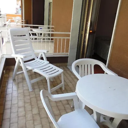 Aparthotel Aurora Wellness & Albenga