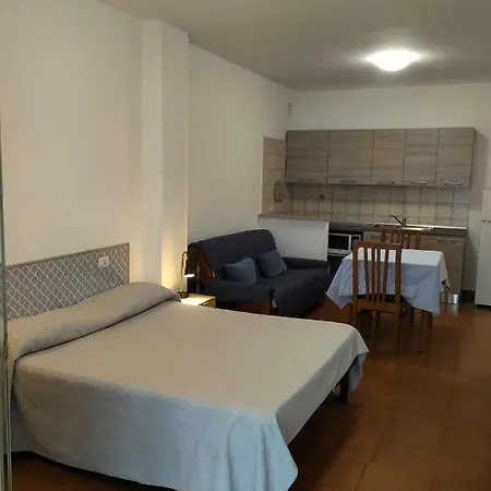 Aurora Wellness & Aparthotel Albenga