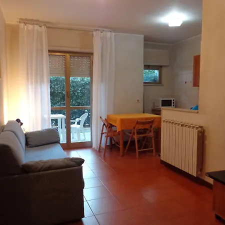 Aurora Wellness & 4*