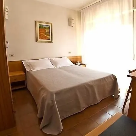 Ξενοδοχείο με διαμερίσματα Aurora Wellness & Αλμπένγκα