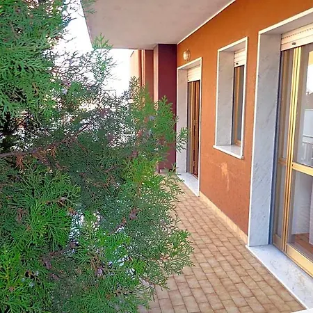 Aurora Wellness & Apartmanhotel 4*