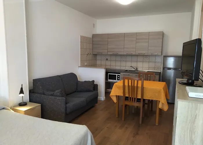 Aurora Wellness & 4* Albenga