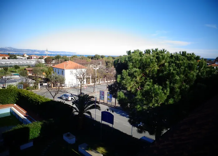 Apart-hotel Aurora Wellness & 4*